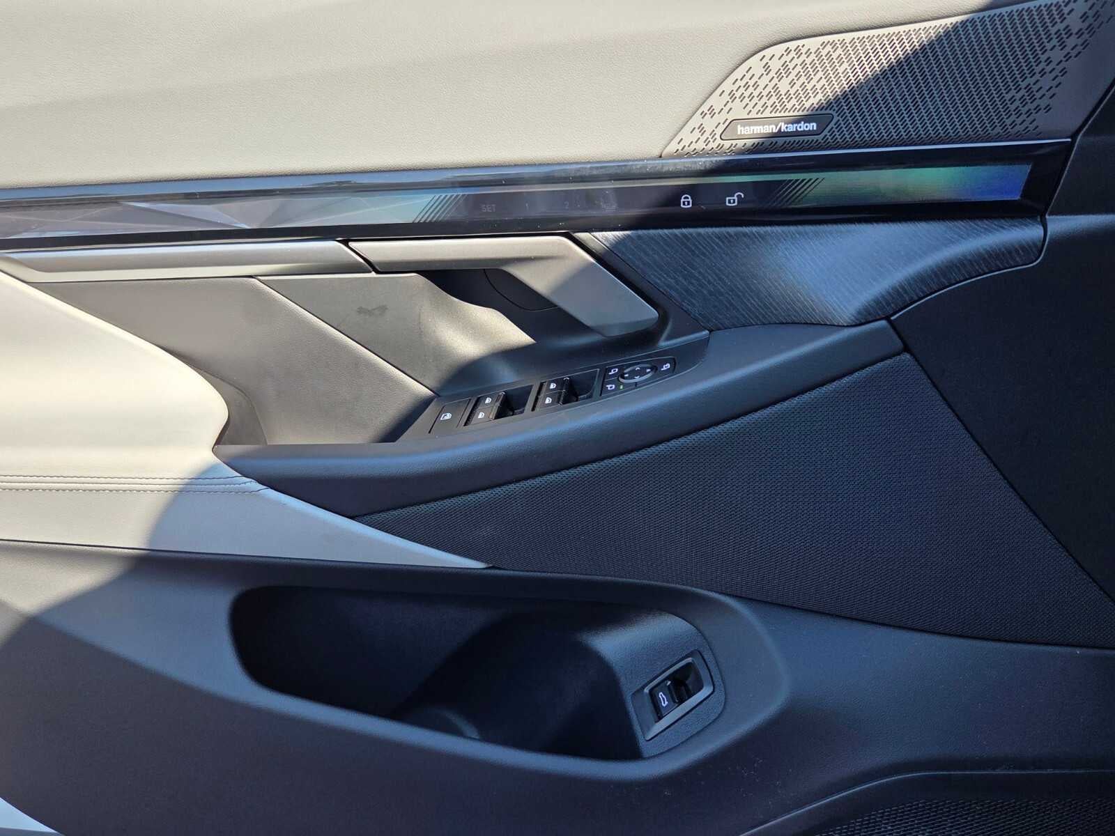 2025 BMW i5 xDrive40
