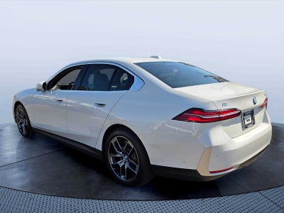 2025 BMW i5 xDrive40