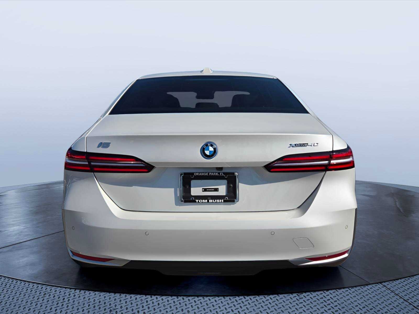 2025 BMW i5 xDrive40