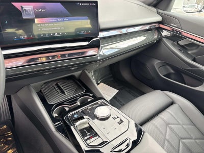 2025 BMW i5 eDrive40