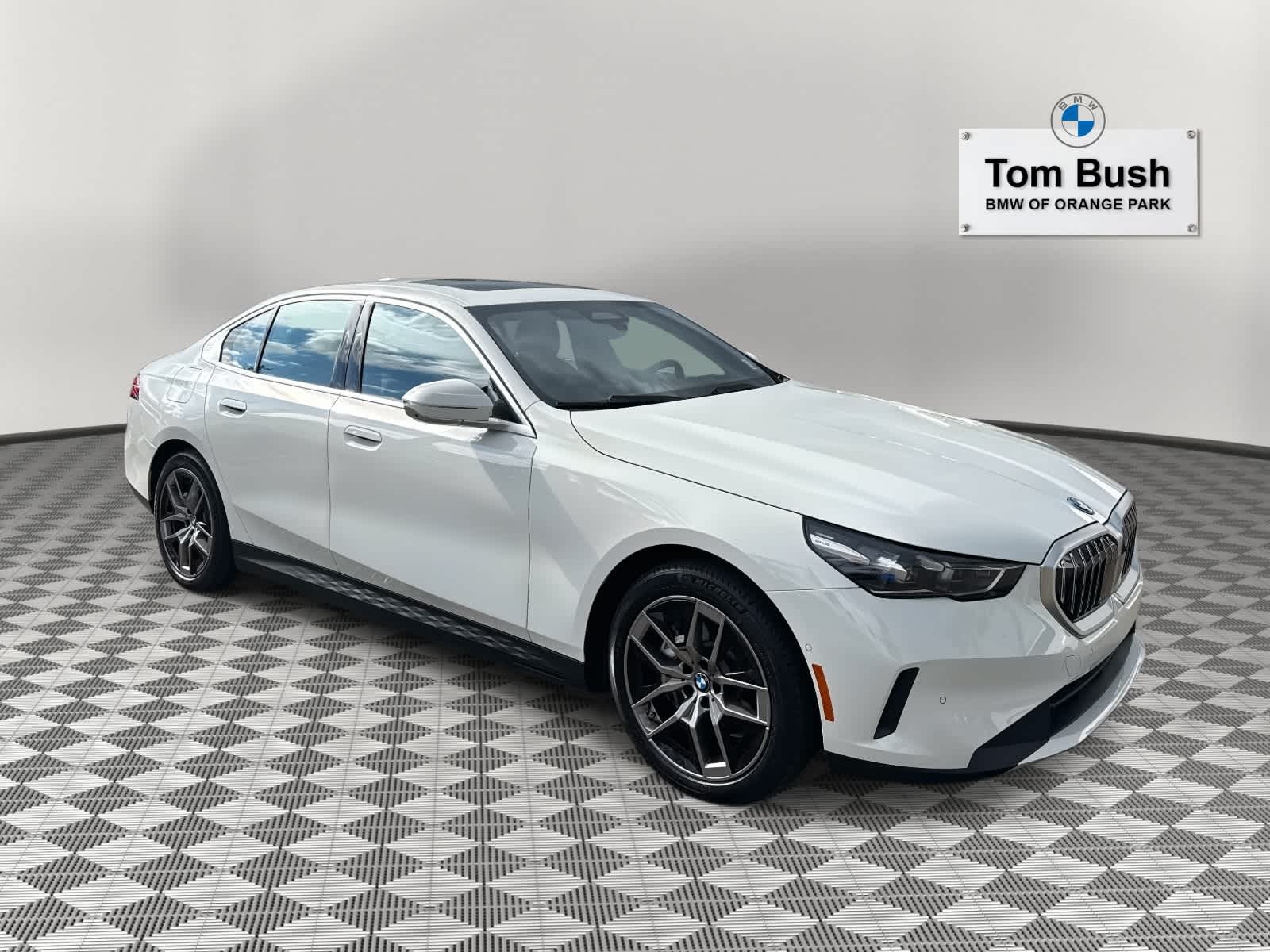 2025 BMW i5 eDrive40