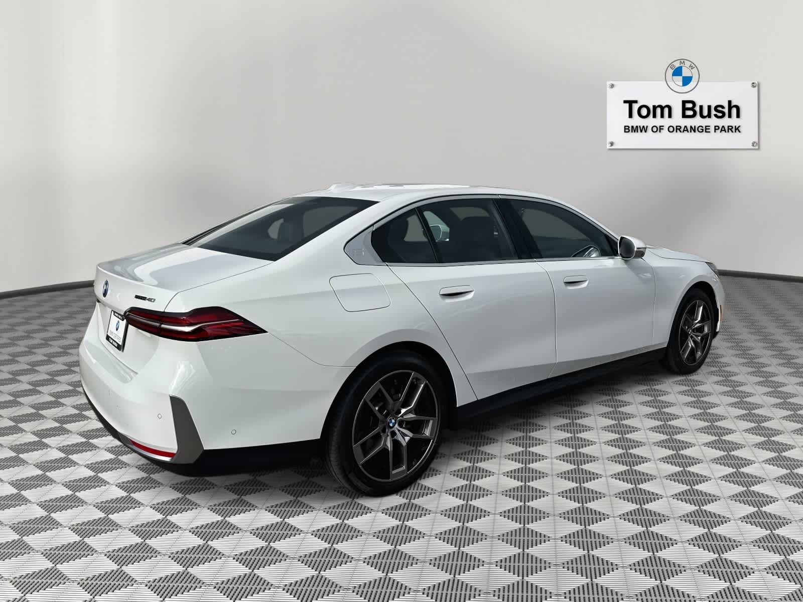 2025 BMW i5 eDrive40