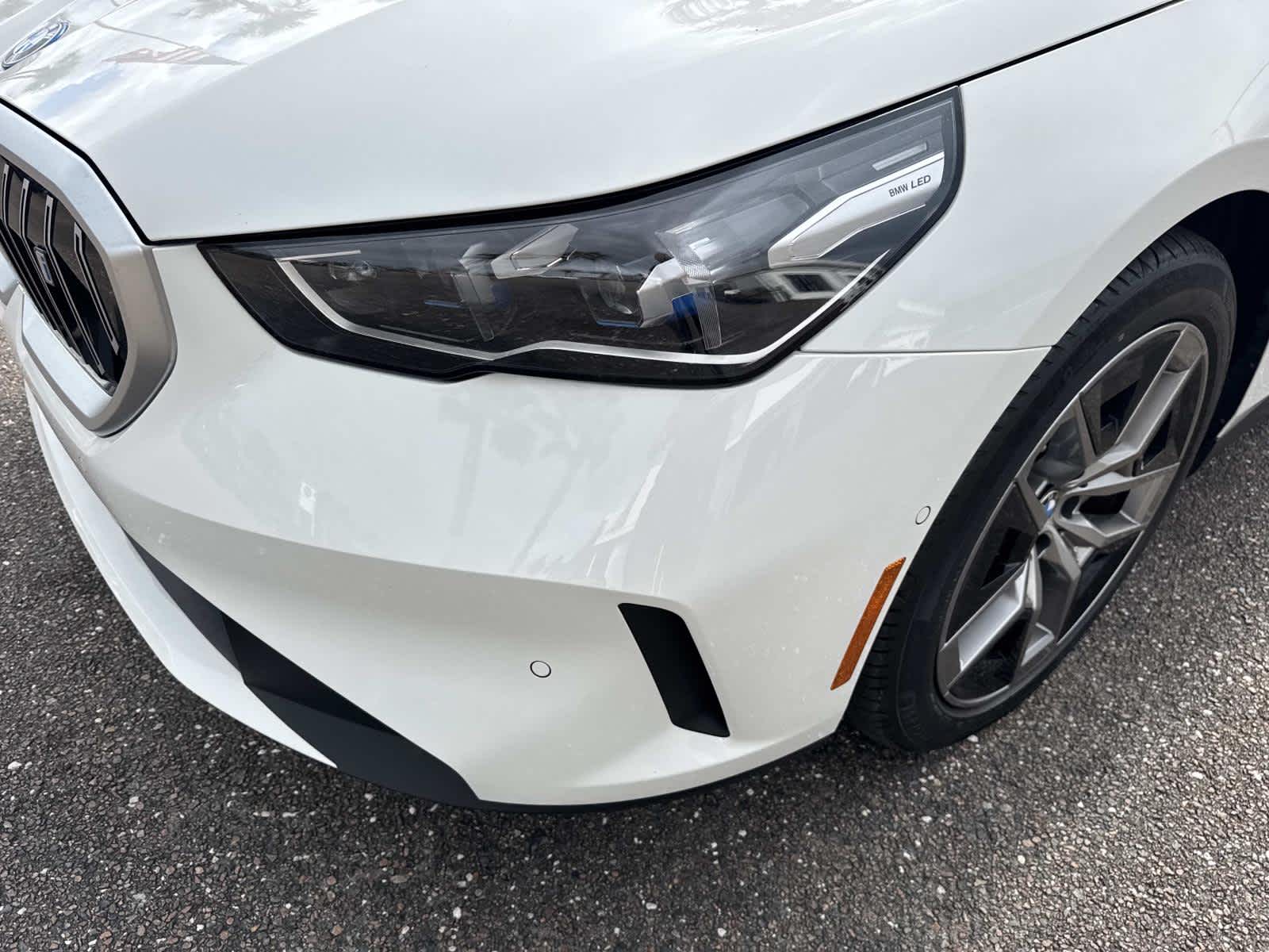 2025 BMW i5 eDrive40