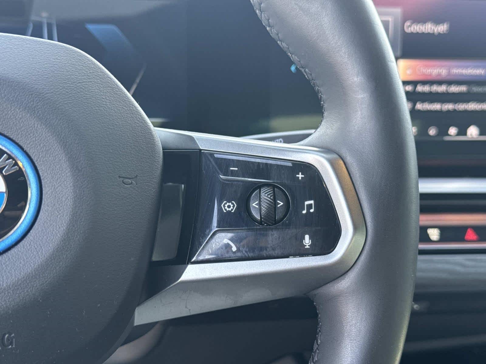 2025 BMW i5 eDrive40