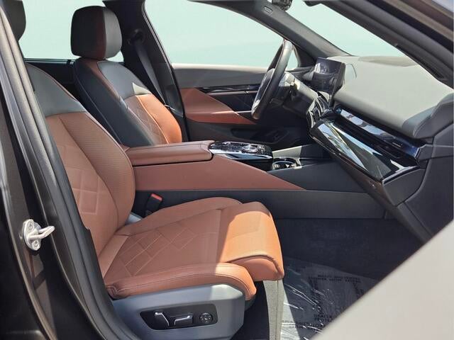 2024 BMW i5 M60