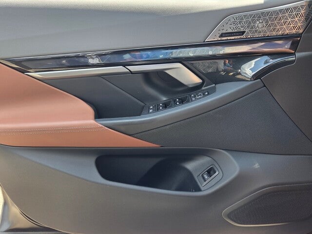 2024 BMW i5 M60