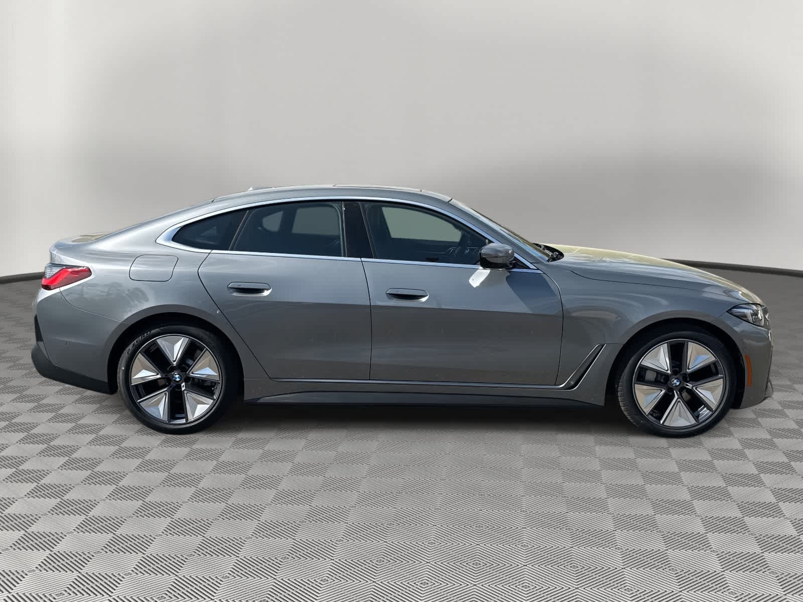 2026 BMW i4 xDrive40 xDrive40