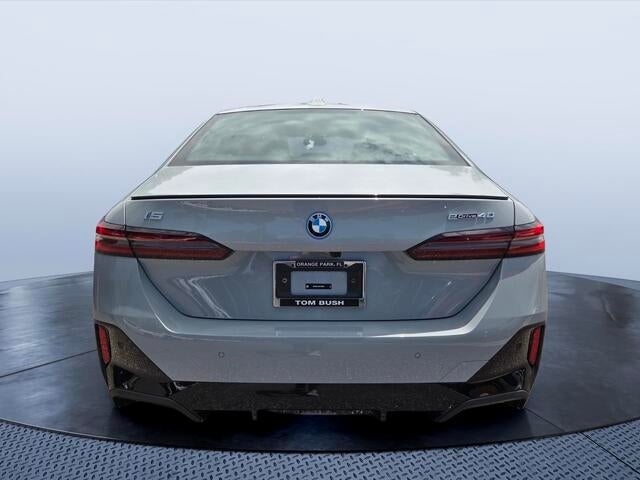 2027 BMW i5 eDrive40