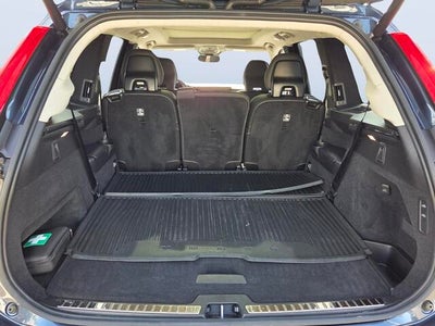 2024 Volvo XC90 Ultimate Bright Theme