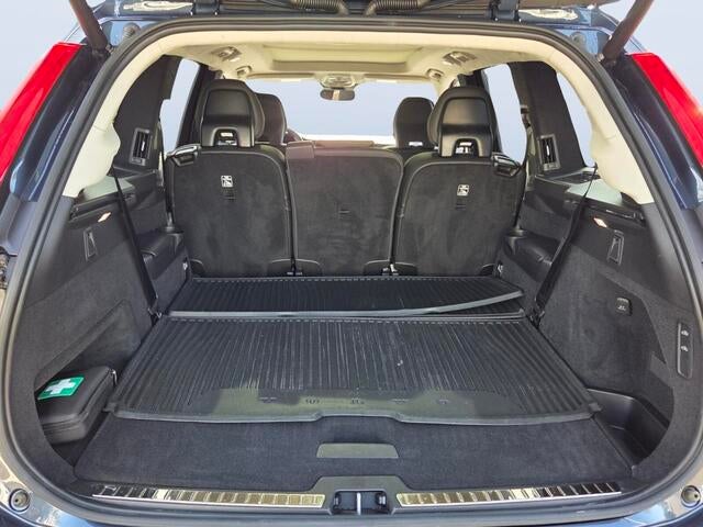 2024 Volvo XC90 Ultimate Bright Theme