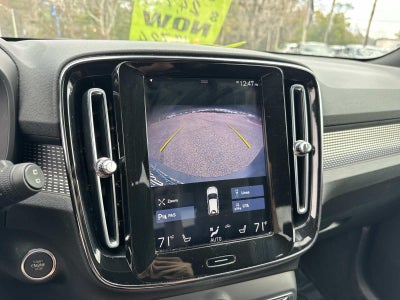 2020 Volvo XC40 R-Design