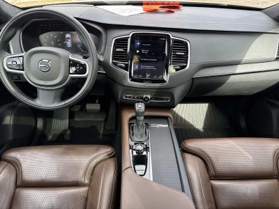 2022 Volvo XC90 Inscription