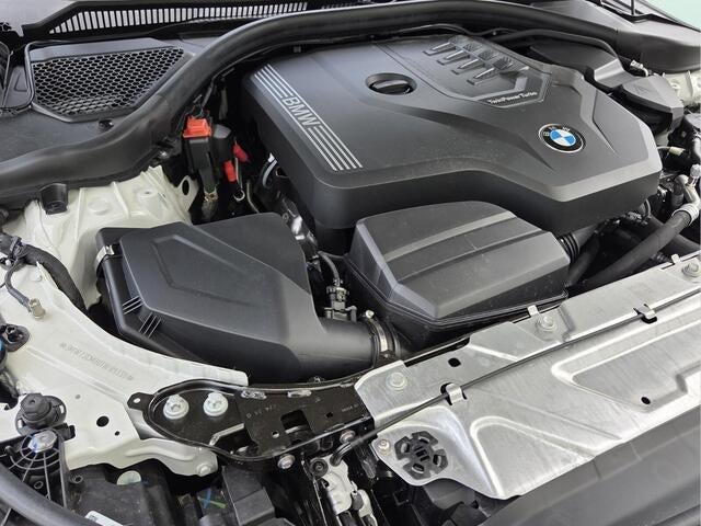 2026 BMW 230i 230i