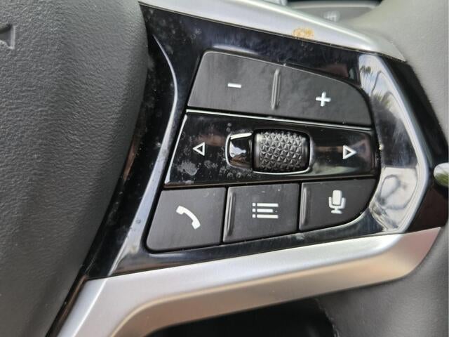 2026 BMW 230i 230i