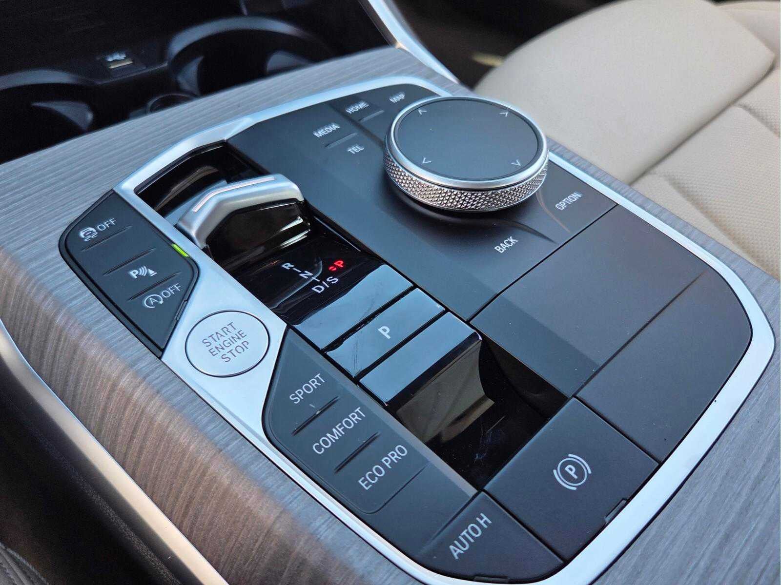 2026 BMW 230i xDrive 230i xDrive
