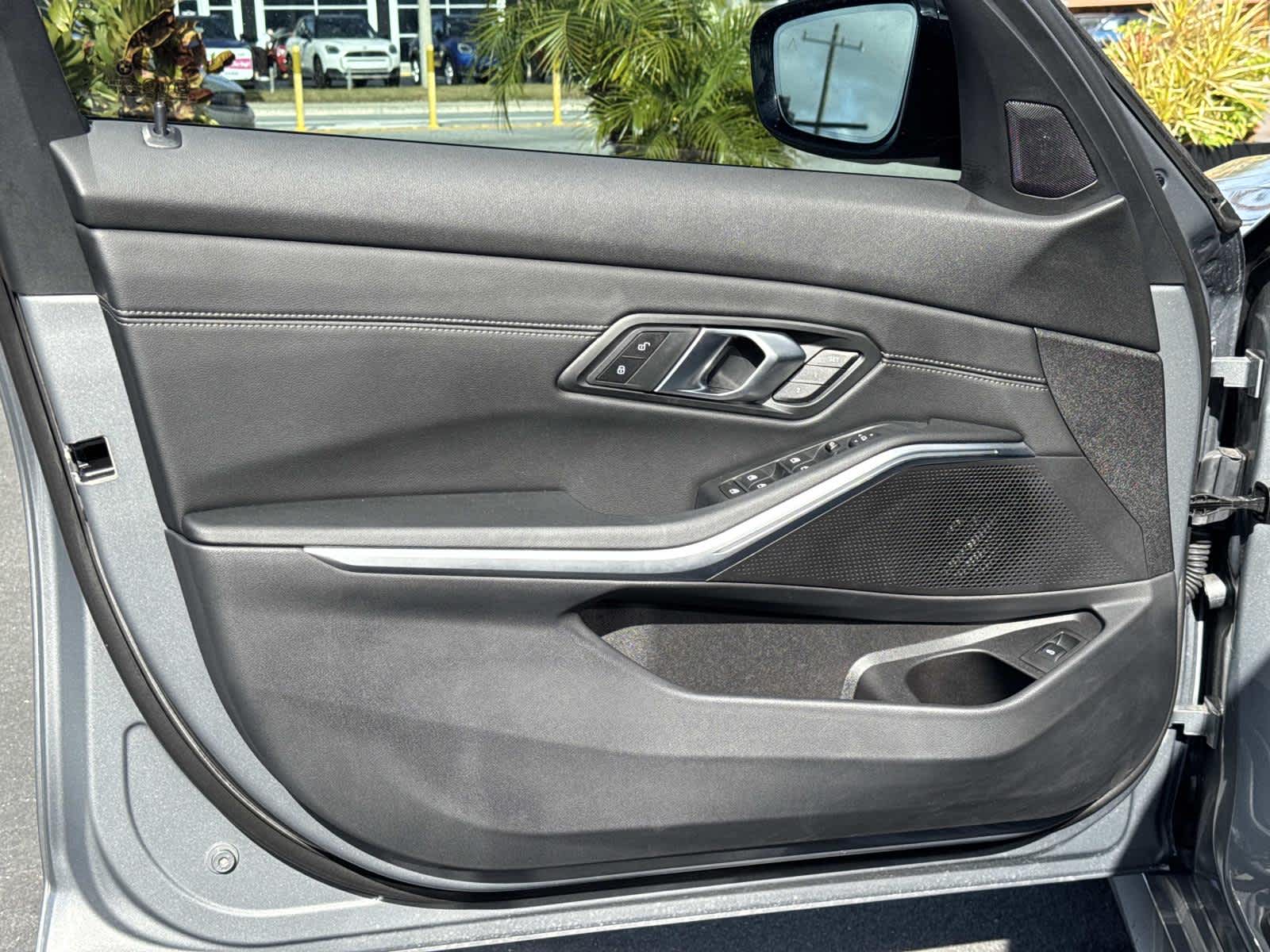 2025 BMW 3 Series 330i