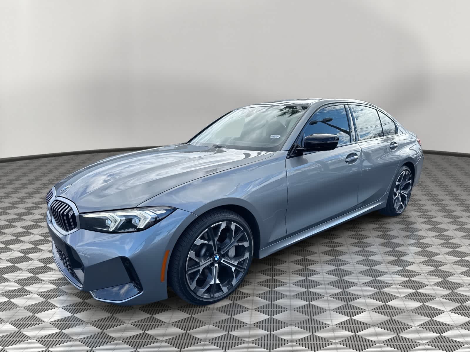 2025 BMW 3 Series 330i