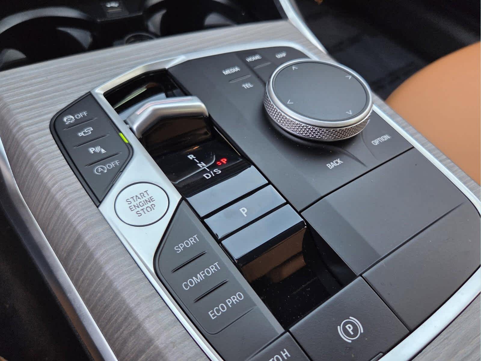 2026 BMW 3 Series 330i - Photo 26