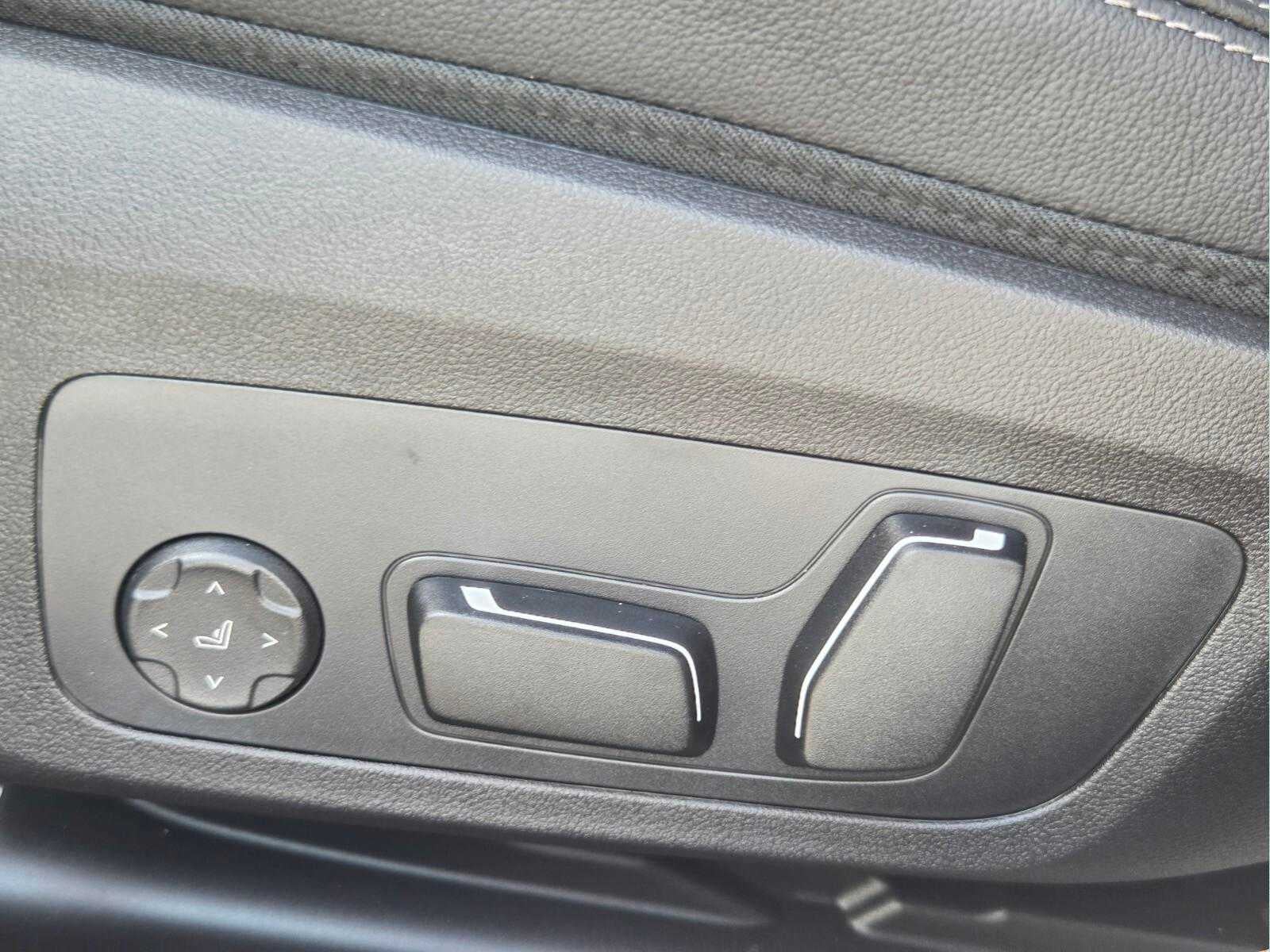 2026 BMW 330i NA 330i NA