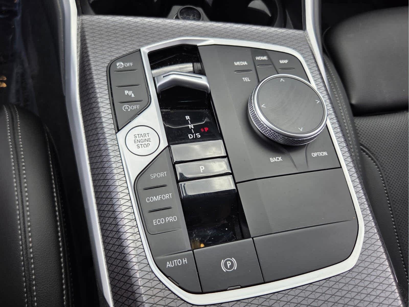 2024 BMW 3 Series 330i - Photo 26