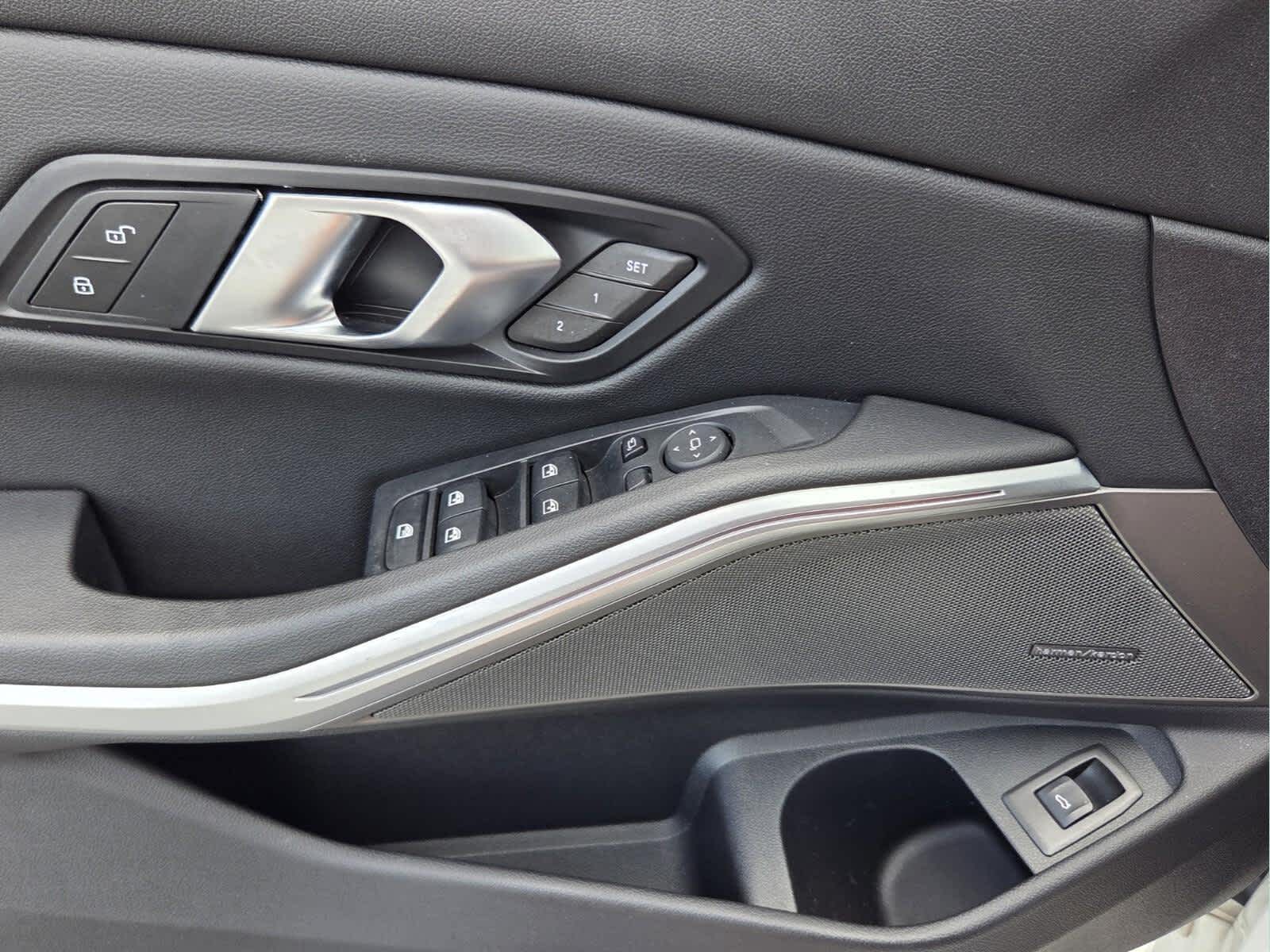 2024 BMW 3 Series 330i - Photo 31
