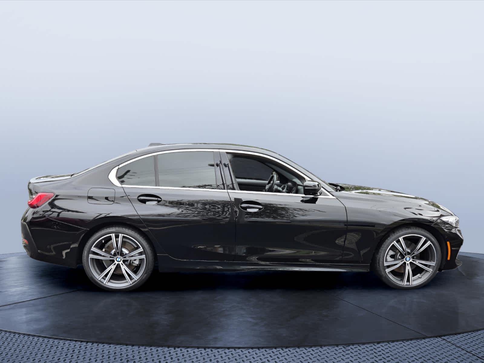 2024 BMW 330i 330i