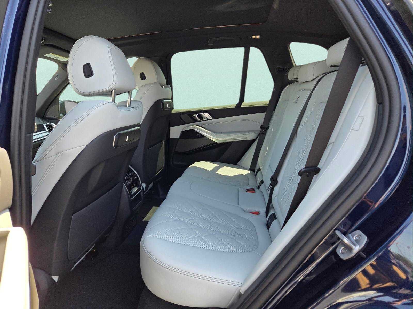 2026 BMW X5 sDrive40i sDrive40i