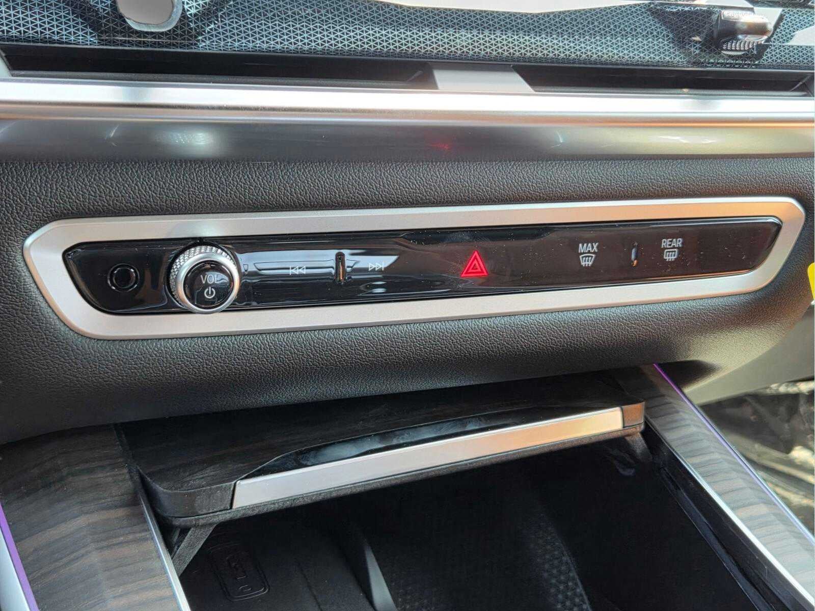 2026 BMW X5 sDrive40i sDrive40i