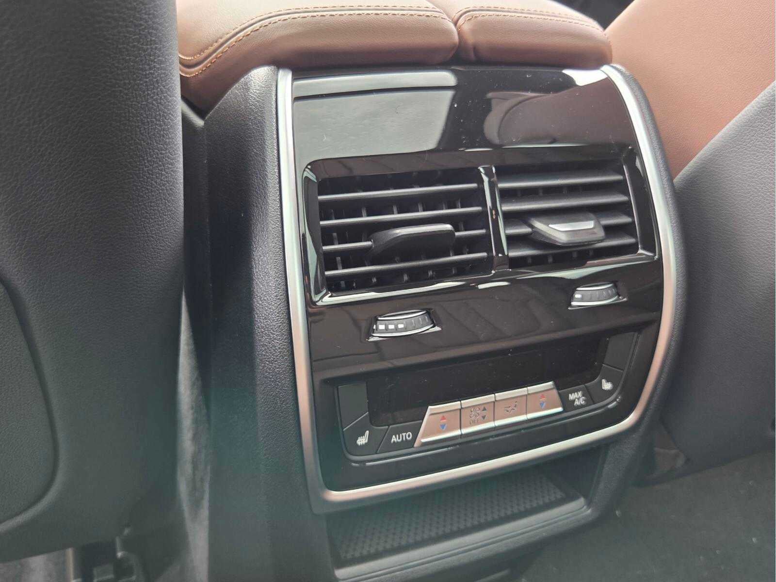 2026 BMW X5 sDrive40i sDrive40i