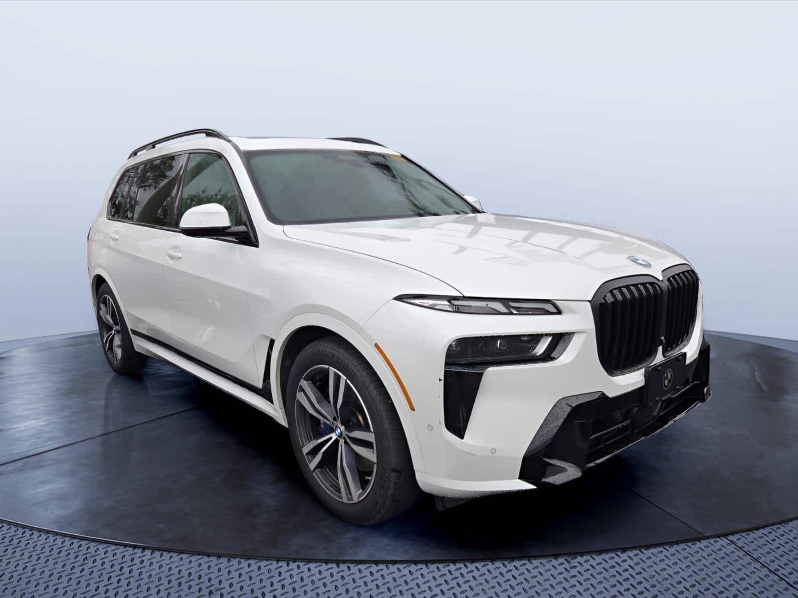 2024 BMW X7