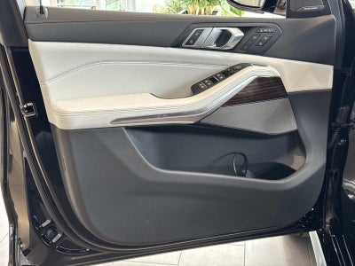 2026 BMW X7 xDrive40i xDrive40i