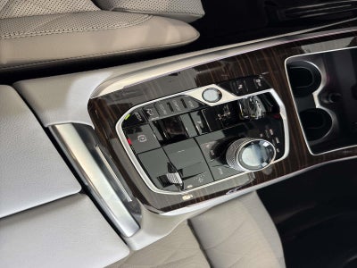 2026 BMW X7 xDrive40i xDrive40i