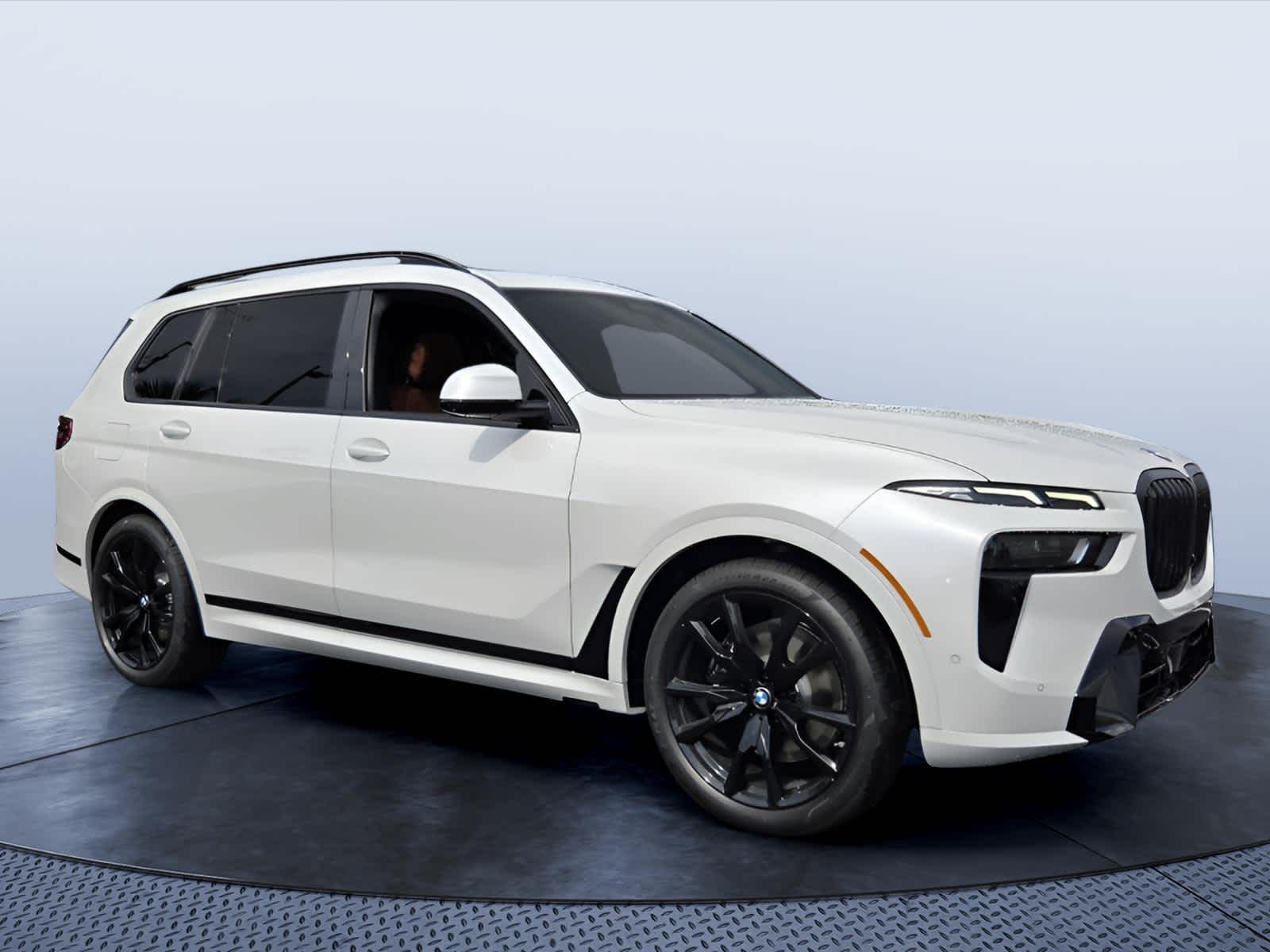 2027 BMW X7