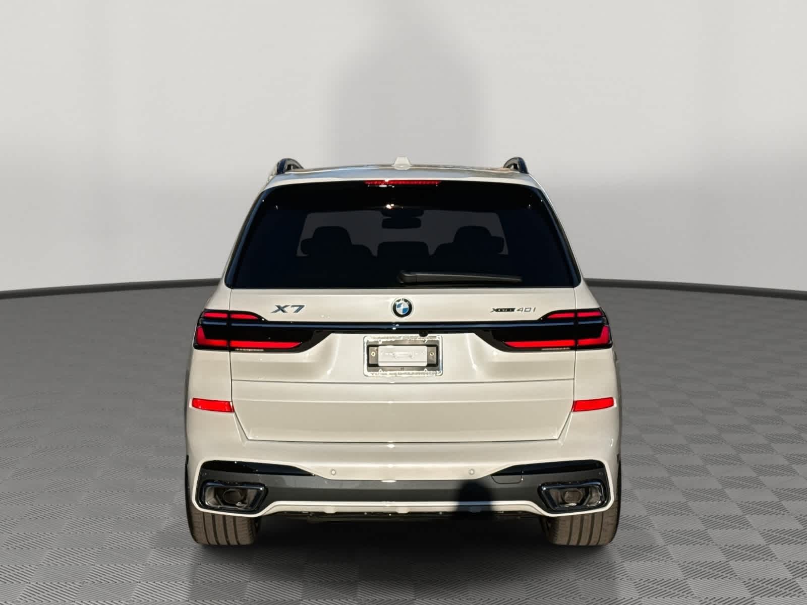 2026 BMW X7 xDrive40i