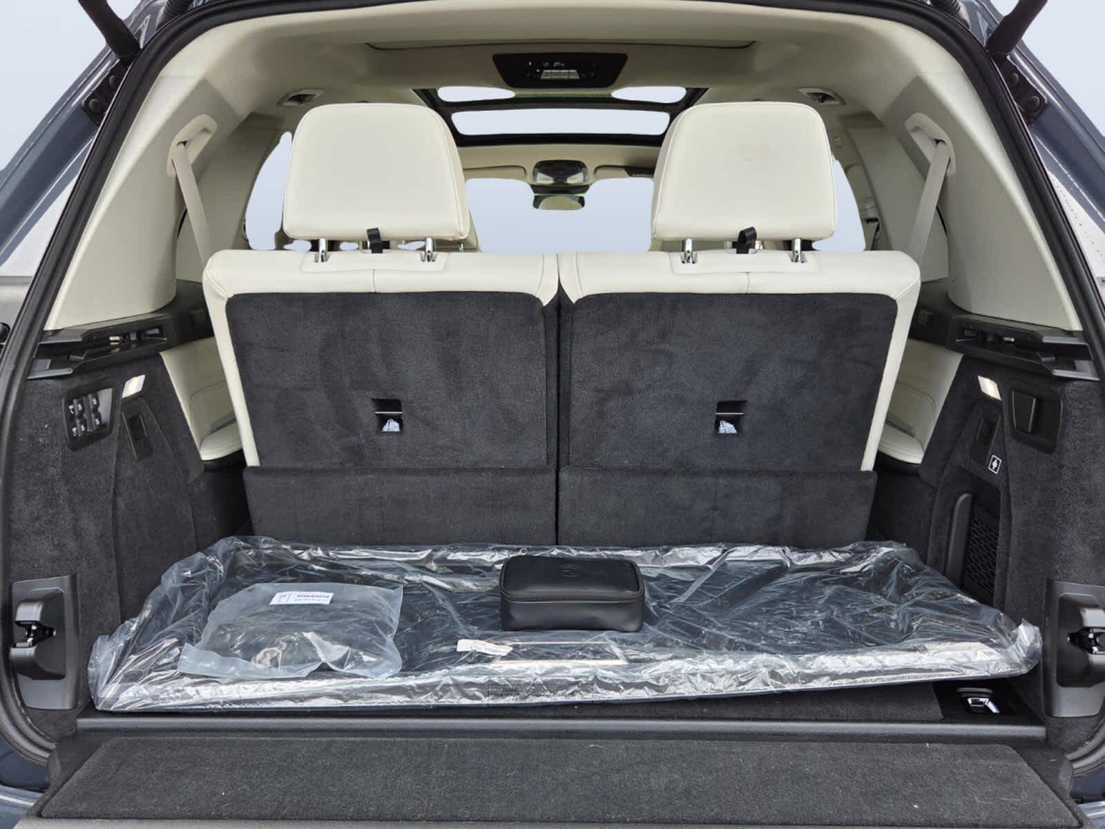 2026 BMW X7 xDrive40i xDrive40i