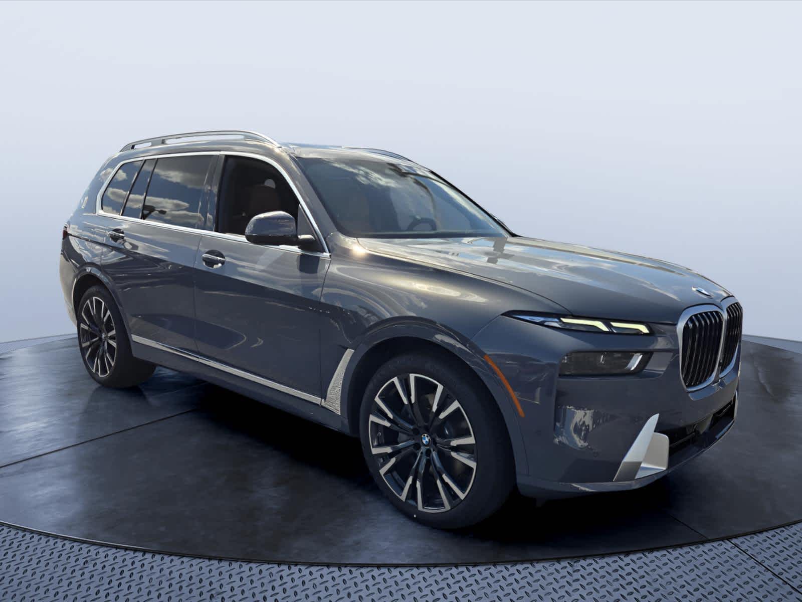 2027 BMW X7