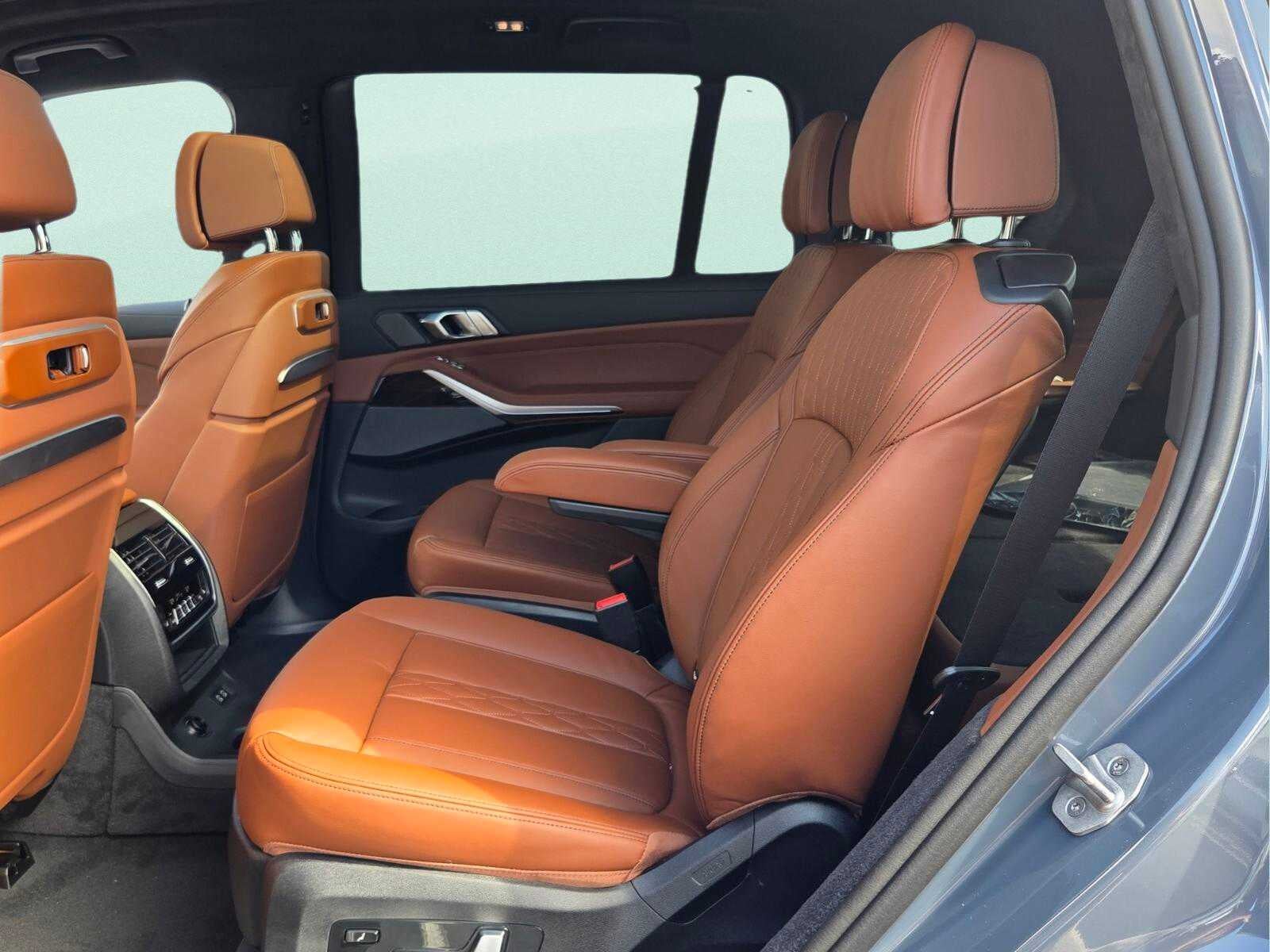 2027 BMW X7 xDrive40i xDrive40i
