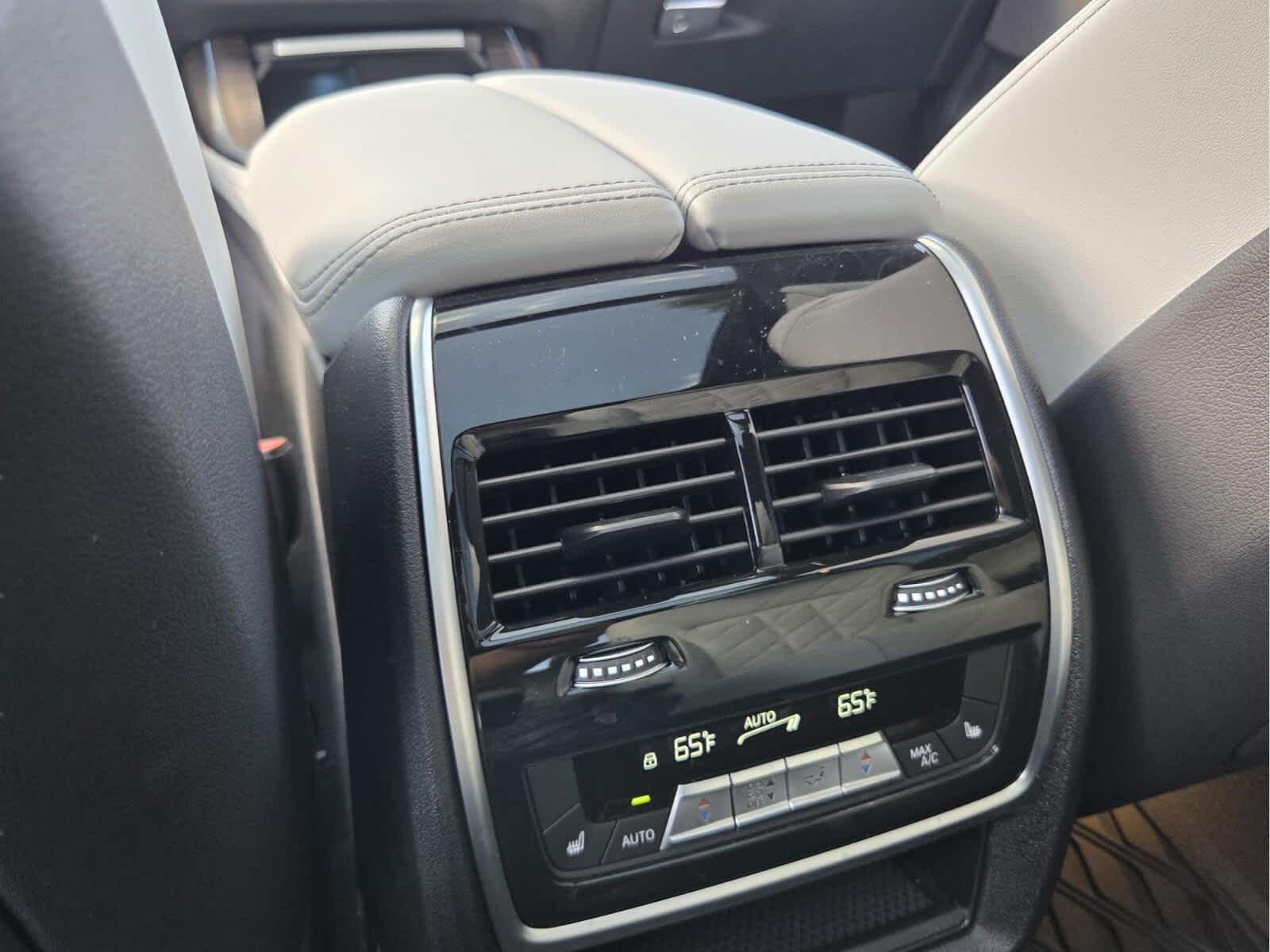 2026 BMW X7 xDrive40i xDrive40i