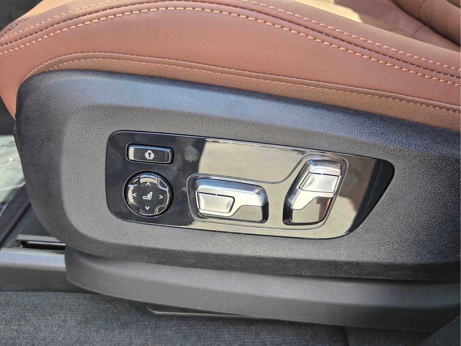 2026 BMW X5 xDrive40i xDrive40i