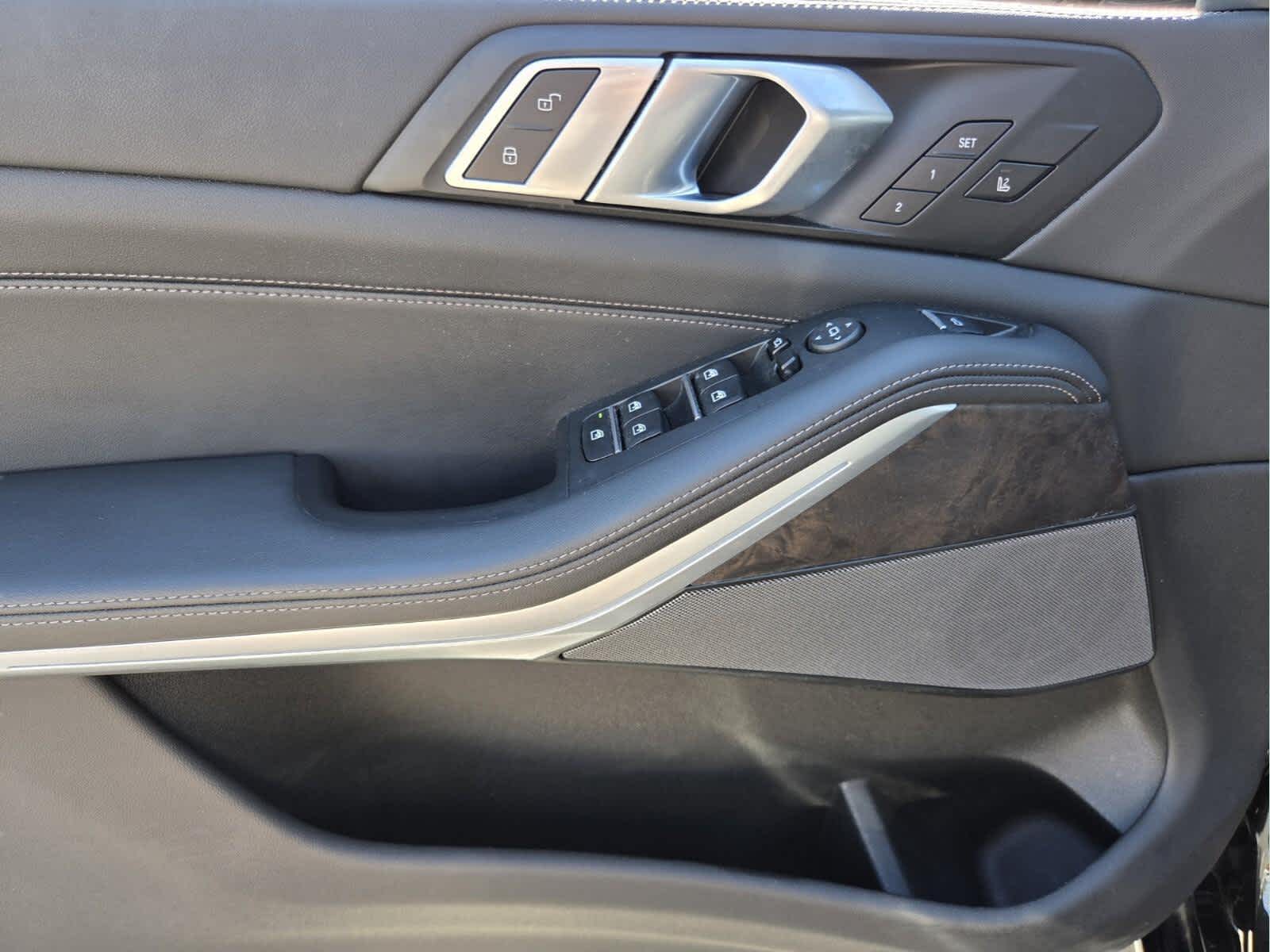 2025 BMW X5 xDrive40i xDrive40i