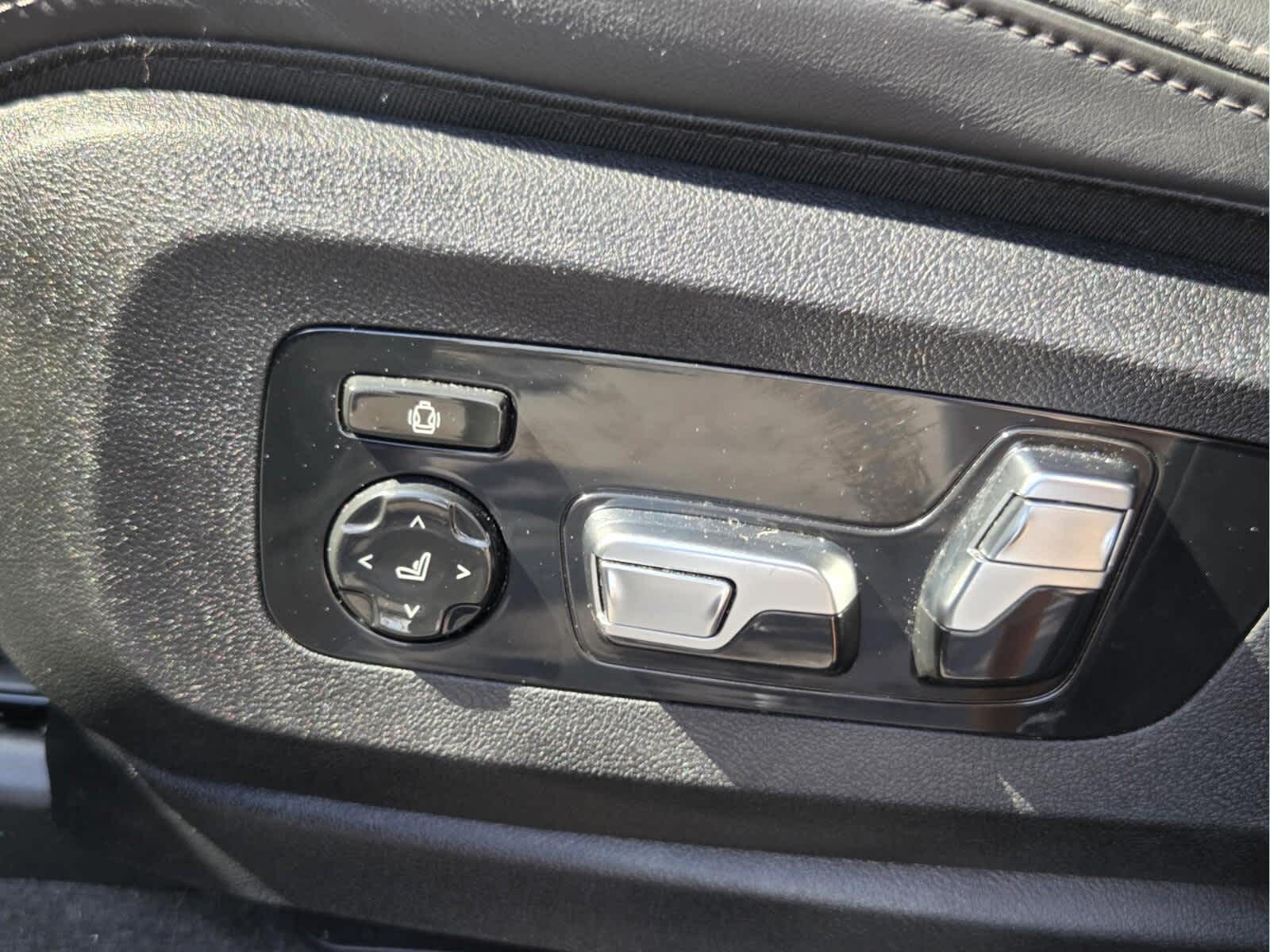 2025 BMW X5 xDrive40i xDrive40i