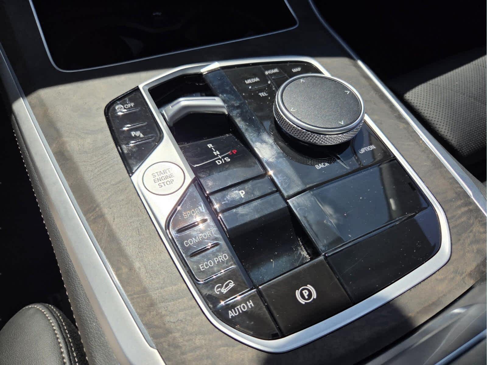 2025 BMW X5 xDrive40i xDrive40i