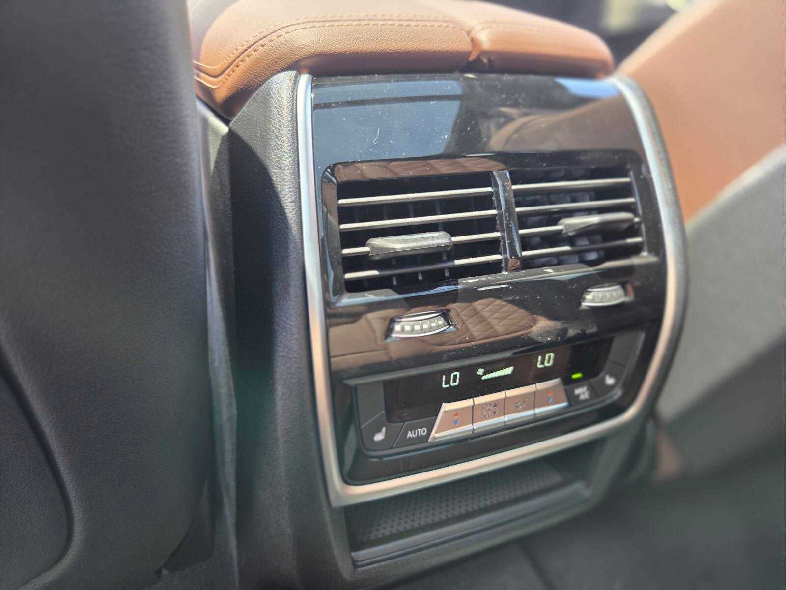 2026 BMW X5 xDrive40i xDrive40i