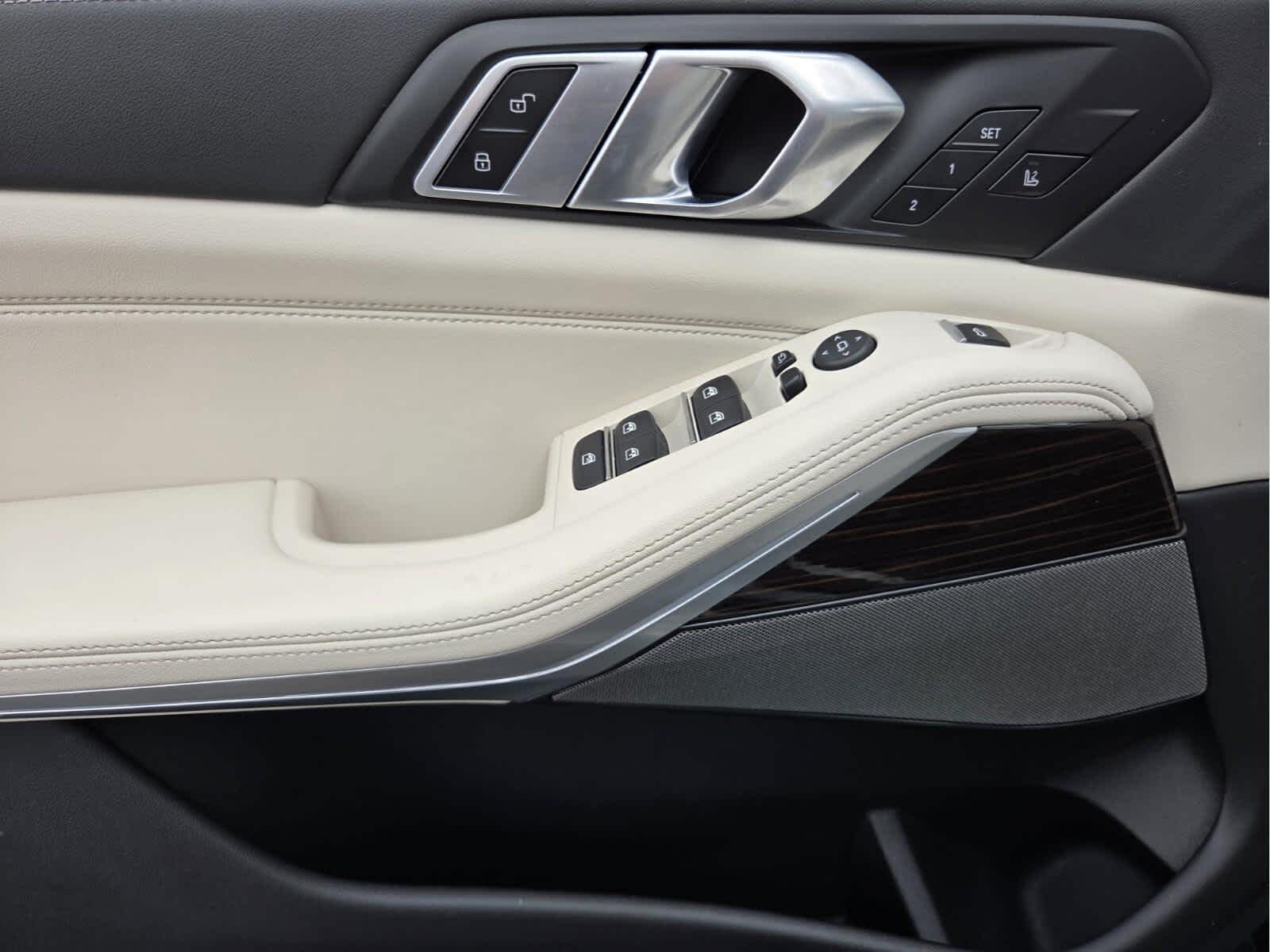 2026 BMW X5 xDrive40i xDrive40i