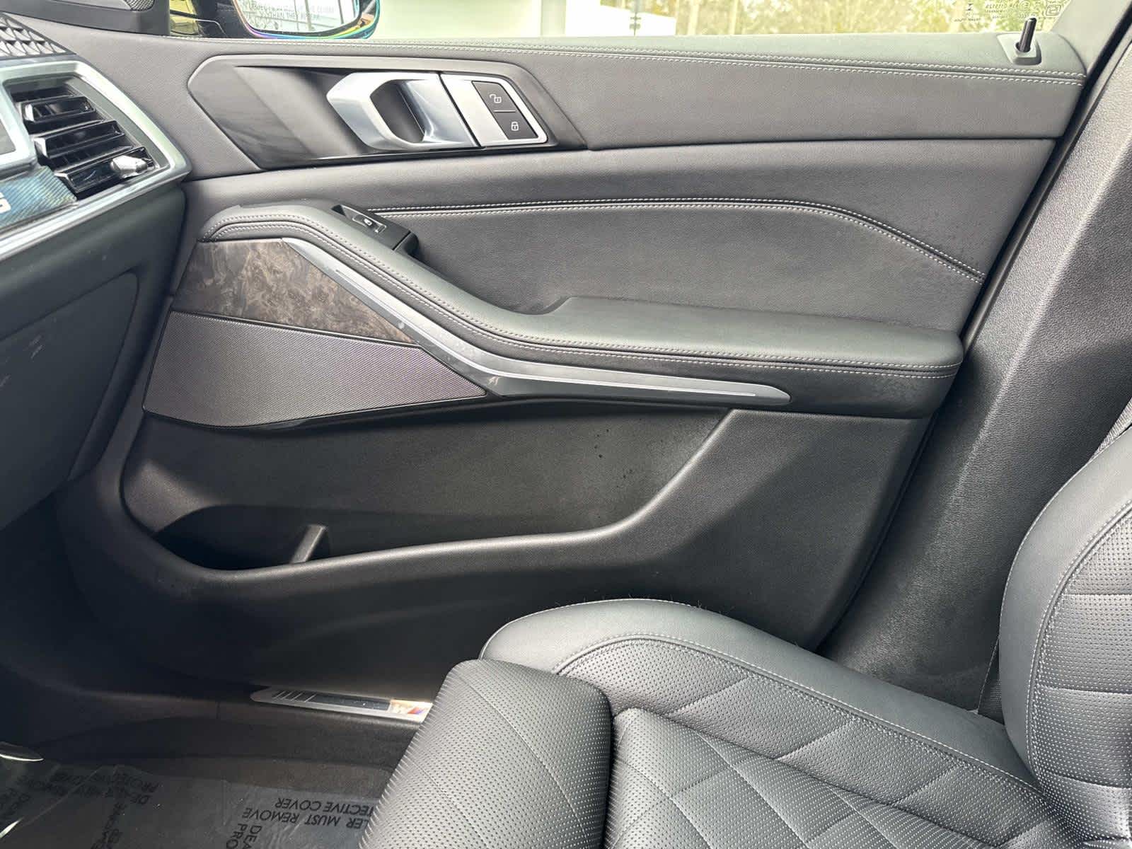 2025 BMW X5 xDrive40i xDrive40i