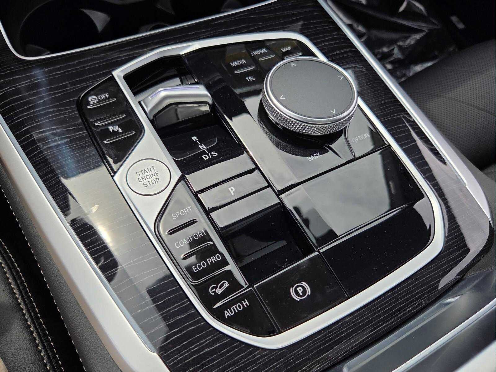 2026 BMW X5 xDrive40i xDrive40i