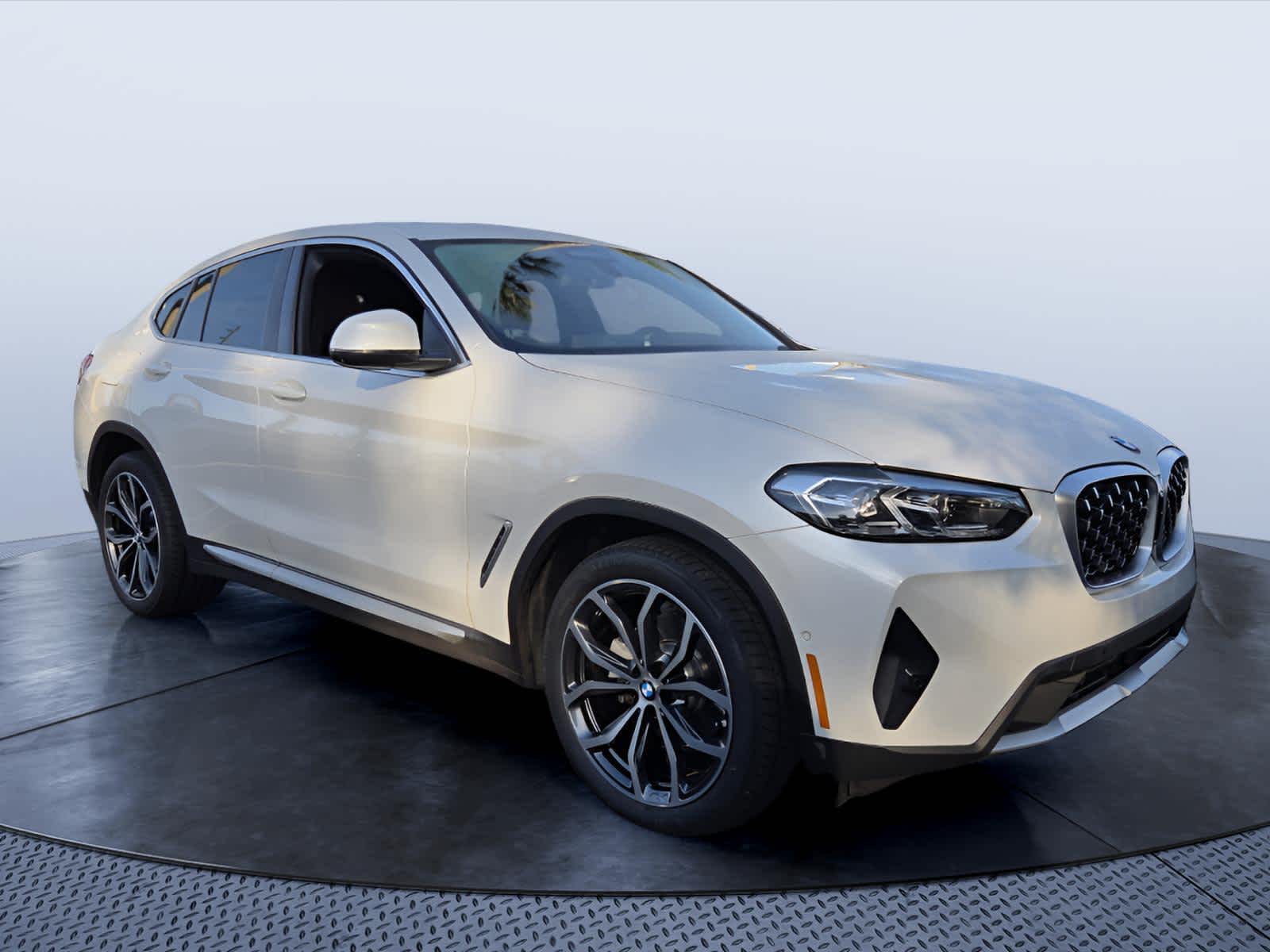 2025 BMW X4 xDrive30i xDrive30i