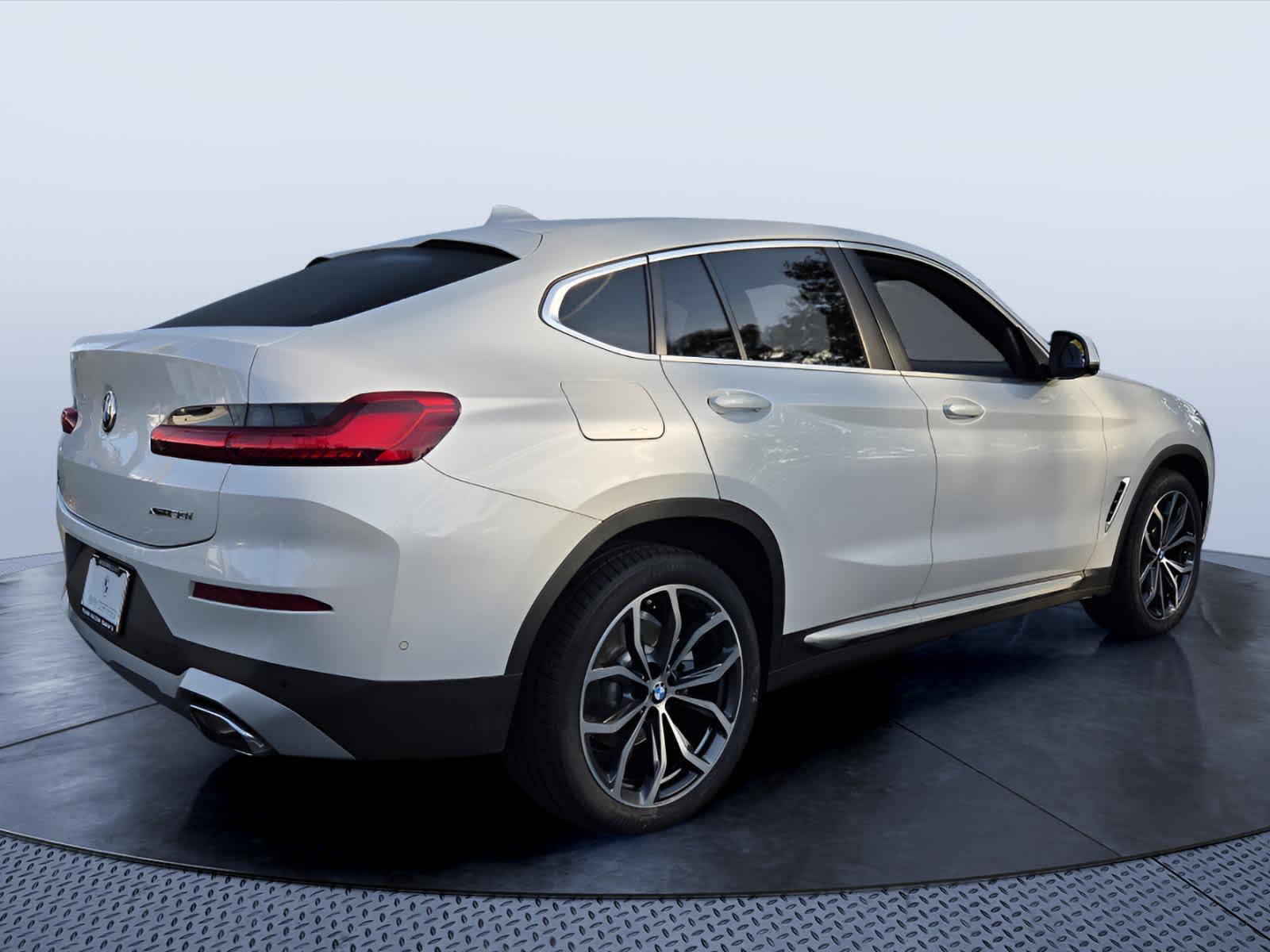 2025 BMW X4 xDrive30i xDrive30i