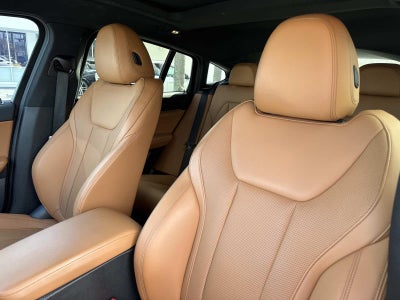 2023 BMW X4 xDrive30i