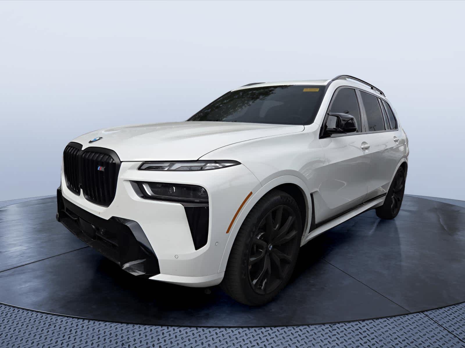 2025 BMW X7 M60i M60i